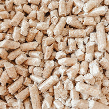 Load image into Gallery viewer, Ecoblaze High-Quality Wood Pellets 15kg Bag for Outdoor Pizza Oven &amp; Wood Stove