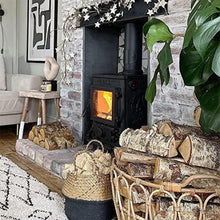 Load image into Gallery viewer, Ecoblaze Kiln Dried Oak Hardwood Firewood Logs 600L for Wood Burner &amp; Pizza Oven