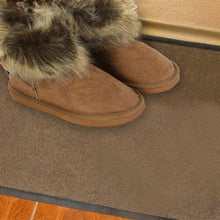 Load image into Gallery viewer, Faux Women's Comfort Fur Cuff Winter Short Boot, Brown, Size 6