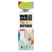 Load image into Gallery viewer, The Best Defence FiFA Gift Mens Whole Body Deodorant &amp; Socks Gift Set