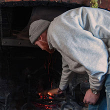 Load image into Gallery viewer, Ecoblaze Hardwood Briquettes 10 Pcs 13.9 Kg for Wood Burners, Pizza Oven &amp; BBQ