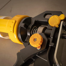 Load image into Gallery viewer, Roughneck Vari-flow Heavy-Duty Sealant &amp; Adhesive Gun 280mm/11" - ROU12030