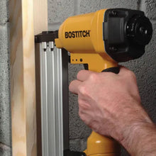 Load image into Gallery viewer, SB-HC50FN Pneumatic Concrete Block Nailer 20-50mm Nails
