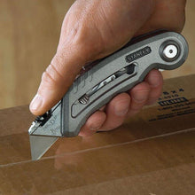 Load image into Gallery viewer, STANLEY SPORT QUICKSLIDE UTILITY Cutting tool 0-10-813
