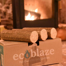 Load image into Gallery viewer, Ecoblaze Hardwood Briquettes 80Pcs (13.9Kg 8x Box) for Wood Burners &amp; Pizza Oven