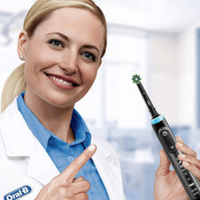 Load image into Gallery viewer, Oral-B Cross Action Black Clean Maximiser Replacement Toothbrush Head, Pack of 4