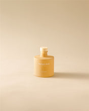 Load image into Gallery viewer, Cosmic Reed Diffuser Beige Freestanding Accesory Measures 6 X 7 X 6 Cm