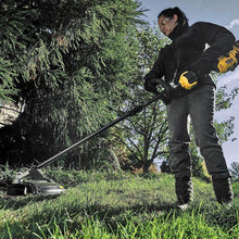 Load image into Gallery viewer, DEWDAS5713X1 XR FlexVolt Split Boom System + Grass Trimmer 54V 1 x 3.0Ah Li-ion