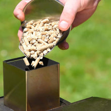 Load image into Gallery viewer, Platinum Plus Wood Pellets 15kg Bag 6mm for Ooni Pizza Oven, Fire Pit and BBQ