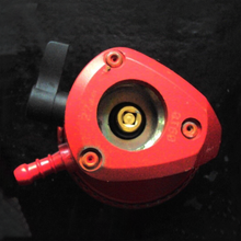 Load image into Gallery viewer, Continental Propane Gas Clip-on Regulator 27mm