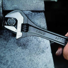 Load image into Gallery viewer, BAHCO 8072 BLACK ADJUSTABLE WRENCH 10IN