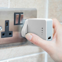 Load image into Gallery viewer, FX All In One Travel Charger 3.1A &amp; Power Bank 2600mAh with Dual USB Port
