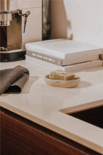 Load image into Gallery viewer, COSMIC Saona Resin Soap Dish, Elegant Design, Soft Touch, Blossom Color