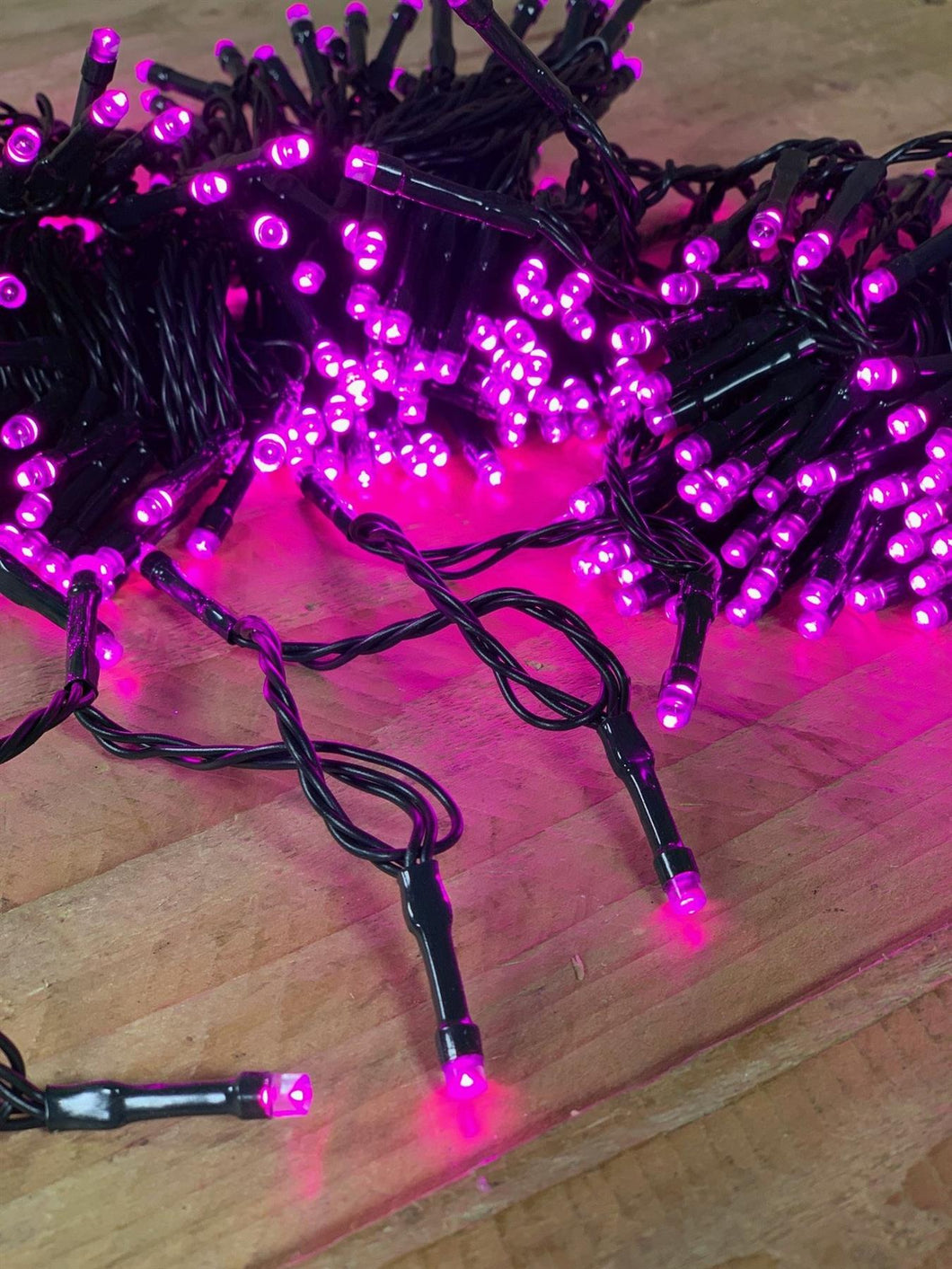 Benross Christmas Indoor Outdoor Multi-Function 200 LED Pink Chaser Lights
