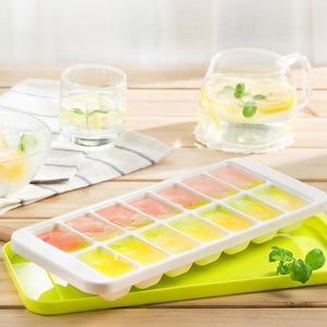 Haven Good Grips No-Spill Ice Cube Tray with Silicone Lid