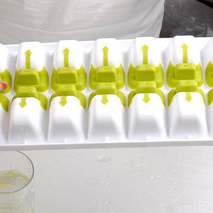 Haven Good Grips No-Spill Ice Cube Tray with Silicone Lid