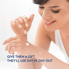 Load image into Gallery viewer, Vaseline Day In Day Out Hand &amp; Lip Care Essentials Beauty Bag 3pcs Gift Set