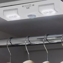 Load image into Gallery viewer, Lloytron 16 Super Bright LED Cupboard Sensor Light Battery Operated Automatic
