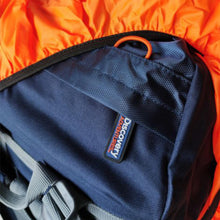 Load image into Gallery viewer, Summit Discovery Adventures 35L Daypack With Hydration Bladders Section Holder