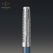 Load image into Gallery viewer, Parker Sonnet Fountain Pen Blue Chrome Trim Fine 18K Gold Nib Black Ink Gift Box