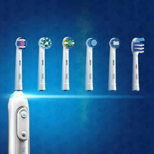 Load image into Gallery viewer, Oral-B 3D White Advanced Cleaning And Whitening Replacement Brush Heads