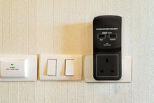 Load image into Gallery viewer, Monster Power Core 100 1 Port USB Surge Protected Socket