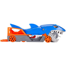 Load image into Gallery viewer, Hot Wheels Shark Chomp Transporter