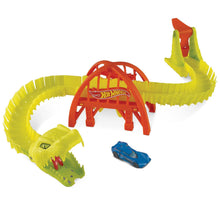 Load image into Gallery viewer, Hot Wheels Toxic Viper Bridge Attack Playset