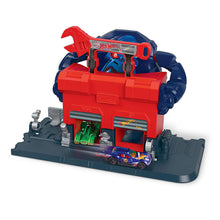 Load image into Gallery viewer, Hot Wheels PK5 Diecast &amp; Mini Toy Cars with Gorilla Rage Garage Attack