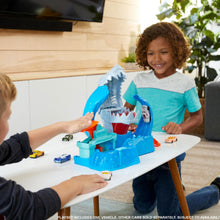 Load image into Gallery viewer, Hot Wheels PK5 Diecast and Mini Toy Cars (Assorted) And Robo Shark Frenzy