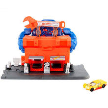 Load image into Gallery viewer, Hot Wheels PK5 Diecast &amp; Mini Toy Cars with Gorilla Rage Garage Attack