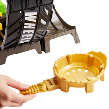 Load image into Gallery viewer, Hot Wheels Monster Trucks Demo 2-Pk Assorted &amp; Epic Loop Challenge Play Set