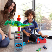 Load image into Gallery viewer, Hot Wheels City Air Attack Dragon Play Set
