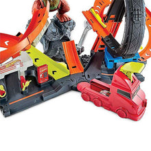 Load image into Gallery viewer, Hot Wheels Toxic Gorilla Slam Playset and Car