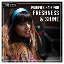 Load image into Gallery viewer, 4x 900ml Tresemme Deep Cleansing Cleanse &amp; Replenish Shampoo with Multi-Vitamin