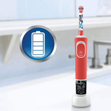 Load image into Gallery viewer, Oral-B KIDS 3+ Star Wars Electric Toothbrush giftset with Travel Case