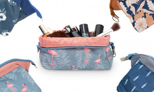 Fashionable Waterproof Cosmetic Bag For Women