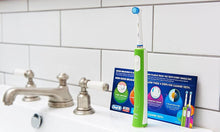 Load image into Gallery viewer, Oral-B Junior Kids Electric Toothbrush Rechargeable for Children Aged 6+
