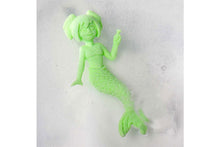 Load image into Gallery viewer, Tobar Mermaid Seashell Fizzer - Assorted