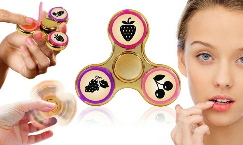 Metal Glam Finger Fidget Spinners with 3 FruityJuicy Flavoured Lip Balms, Gold