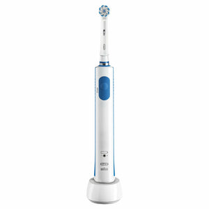 Oral B Pro 570 Electric Toothbrushes with Refill Heads