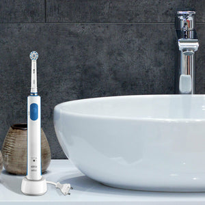 Oral B Pro 570 Electric Toothbrushes with Refill Heads