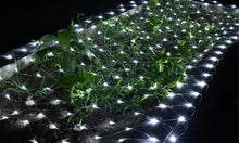 Load image into Gallery viewer, Kingavon 105 LED Outdoor Solar Net Light BB-SL335, Bright White