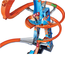 Load image into Gallery viewer, Hot Wheels Sky Crash Thrilling  Tower Race Track Set With Diecast Car