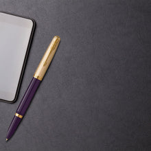 Load image into Gallery viewer, Parker 51 Fountain Pen Delux Black Fine 18k Gold Nib Black Ink in Gift Box