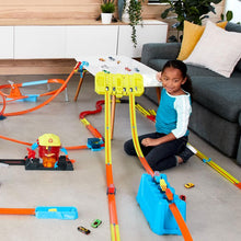 Load image into Gallery viewer, Hot Wheels PK5  Mini Toy Cars (Assorted) &amp; Track Builder Multi-Lane Speed Box