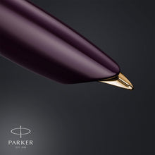 Load image into Gallery viewer, Parker 51 Fountain Pen Delux Plum Medium 18k Gold Nib Black Ink Gift Box