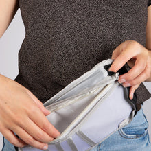 Load image into Gallery viewer, Travel Document and Passport Holders With a Zip-Up Design