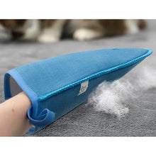 Load image into Gallery viewer, Proline Cleaning Mitt Upholstery &amp; Pet Hair Easy Clean, Easy Removal of Pet Hair