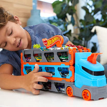 Load image into Gallery viewer, Hot Wheels Speedway Hauler and Three Vehicles
